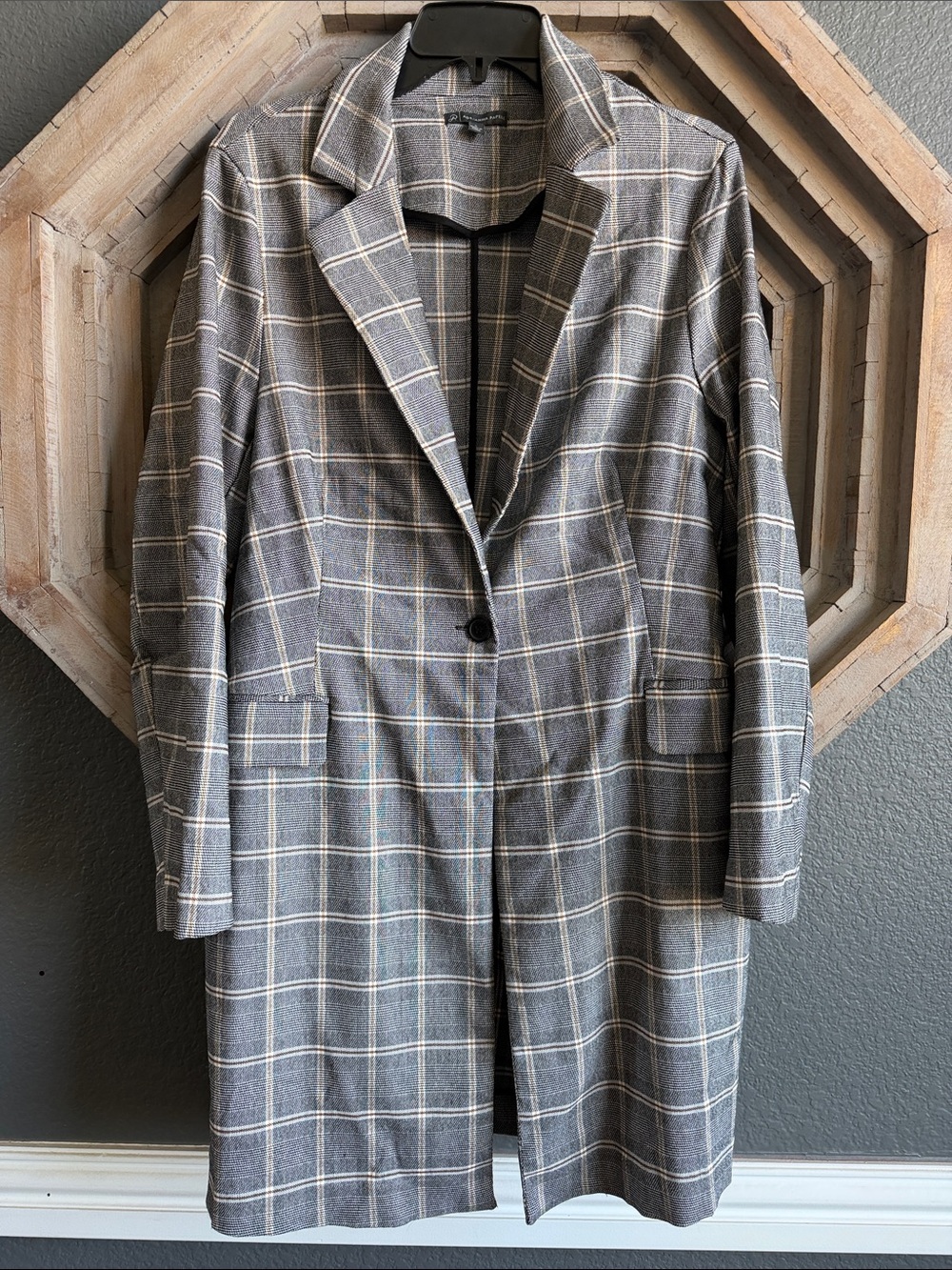 Adrianna Papell long plaid jacket